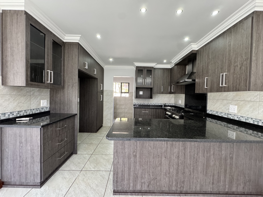 3 Bedroom Property for Sale in Wilkoppies North West